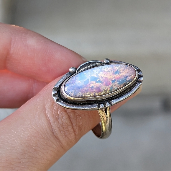 Vintage oval sterling silver 925 faux pink and blue opal ring Native American - Picture 5 of 8